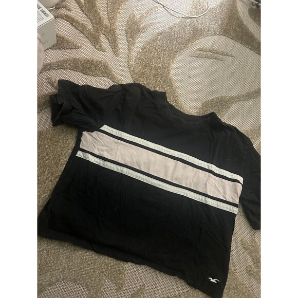Black and Pink Striped Hollister Cropped Boyfriend Tee - Picture 2 of 3